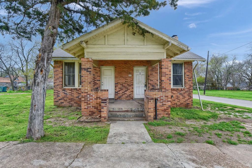 802 E Jones Street, Sherman