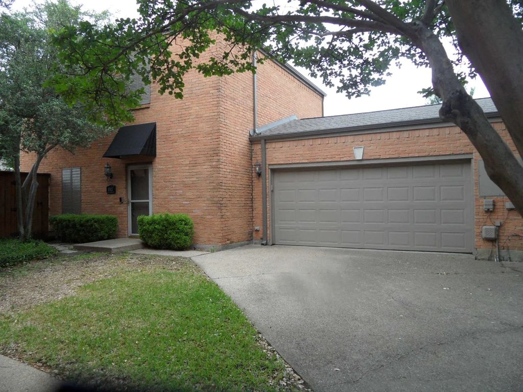 5743 Remington Park Square, Dallas