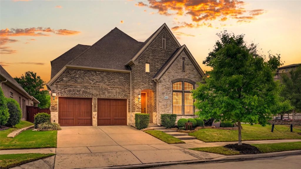 2616 Virginia Parkway, Flower Mound