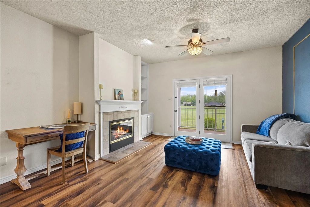 8511 Westover Court 241, Granbury