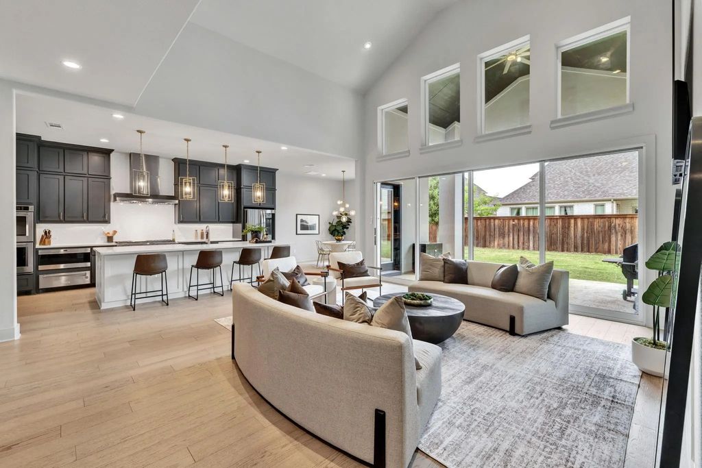 2130 Ivywood Lane, Prosper