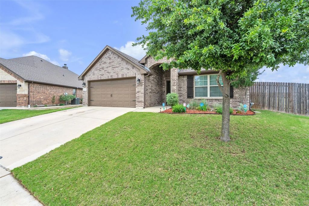6000 Dunnlevy Drive, Fort Worth