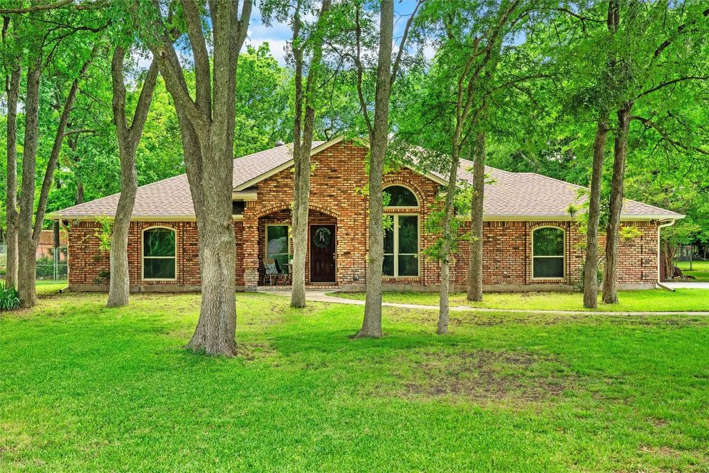 217 Valley Ranch Road, Weatherford