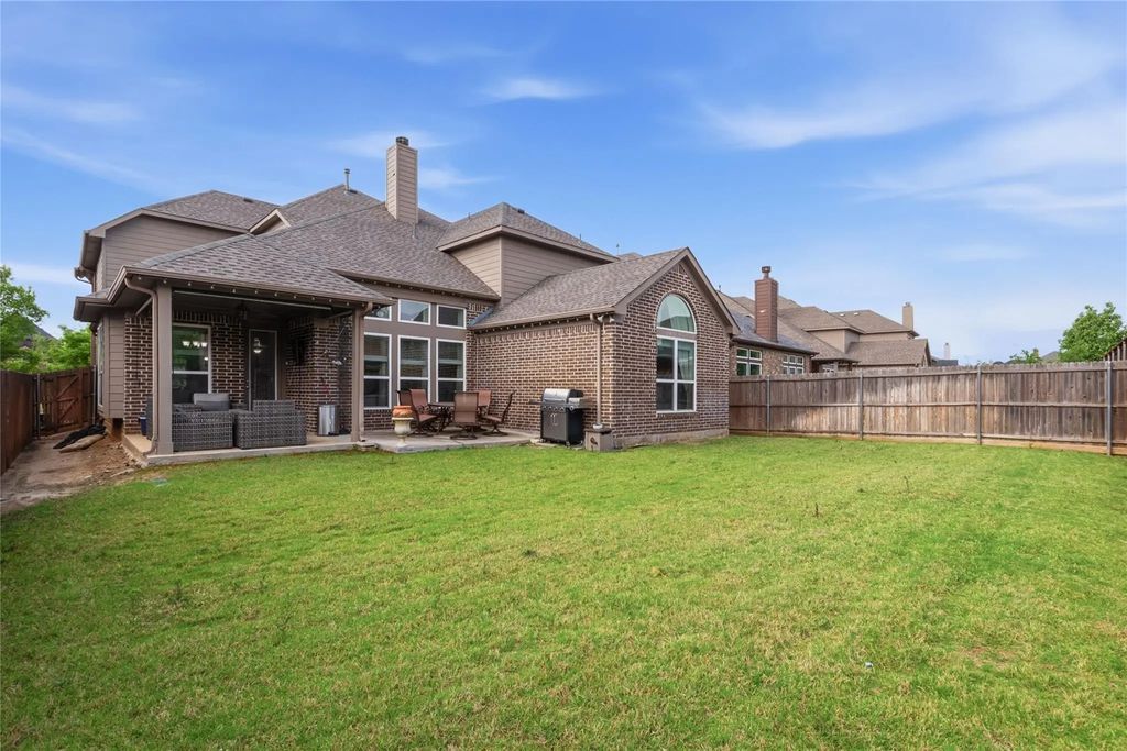 2461 Kingsgate Drive, Little Elm