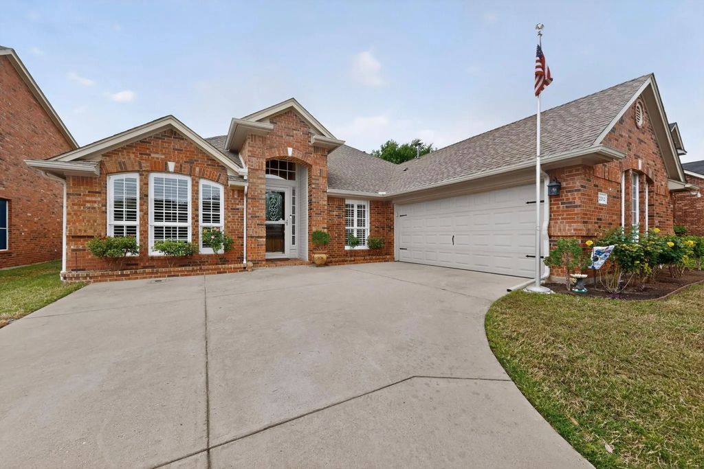 2312 Benwick Drive, Corinth