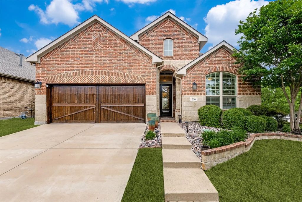 200 Sunrise Drive, Argyle