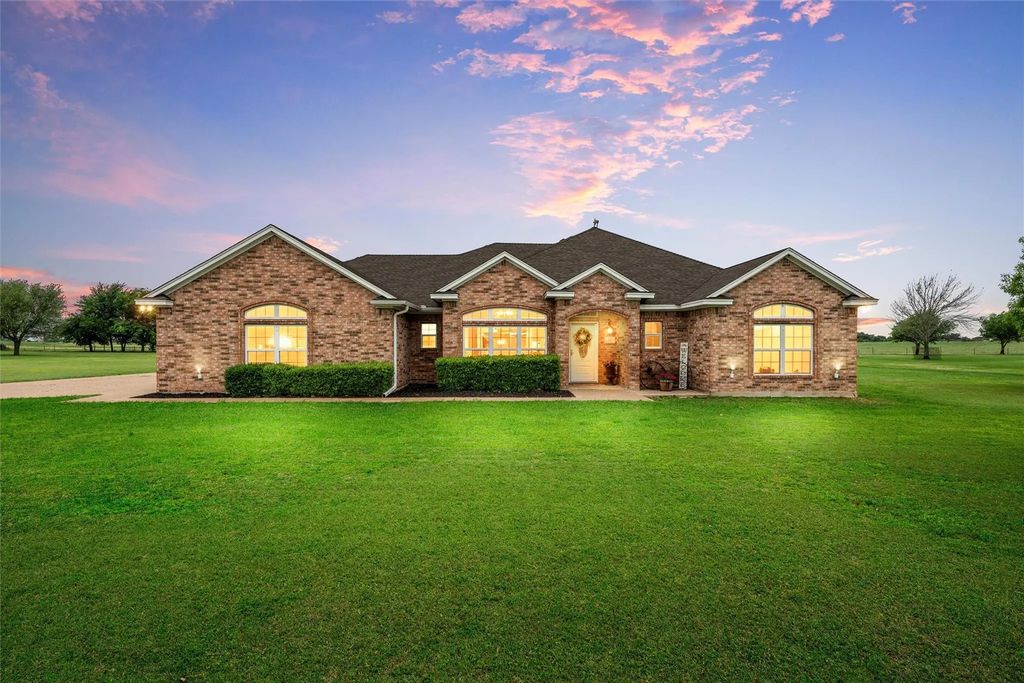 330 N Quail Run Drive, West