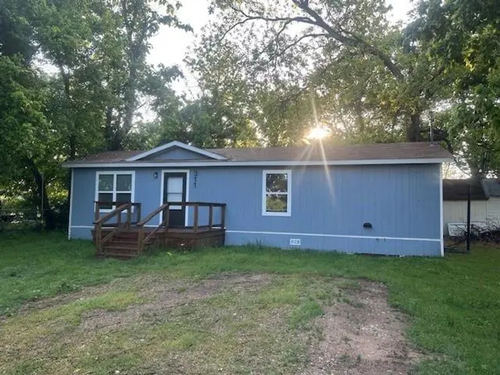 311 Pearce Road, Collinsville