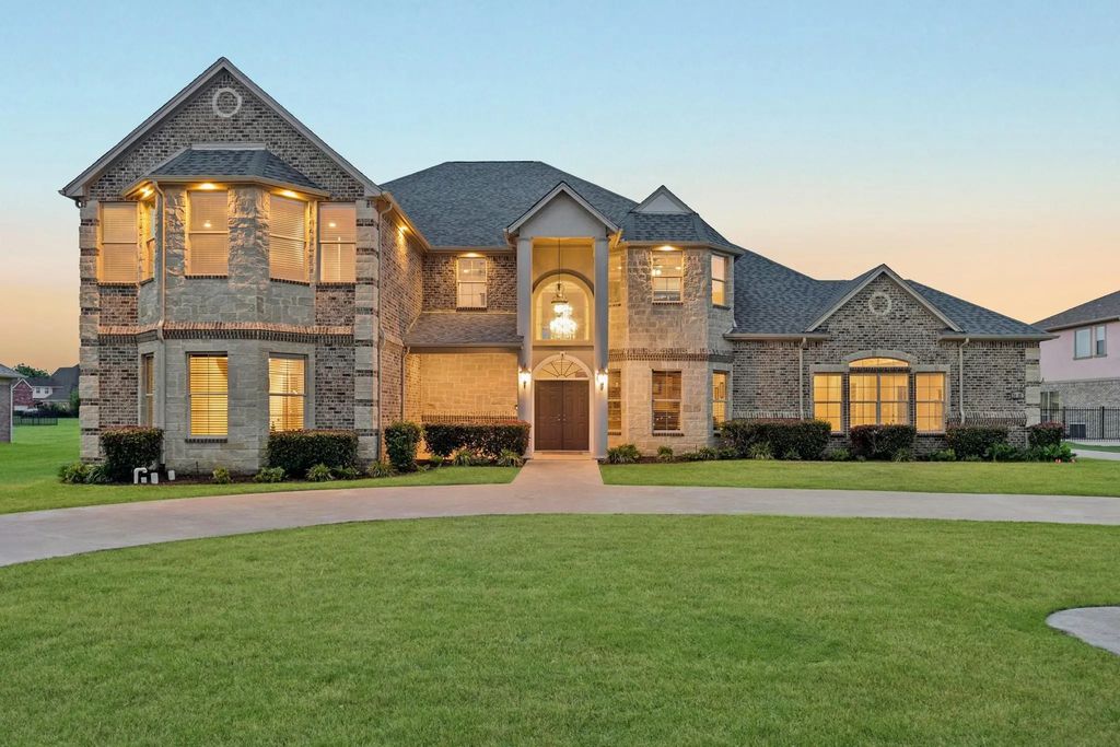 2112 Becky Lane, Cedar Hill