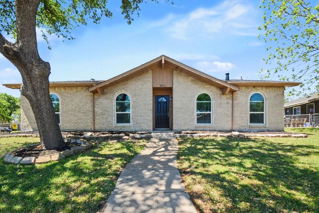 2901 Mill Trail, Carrollton