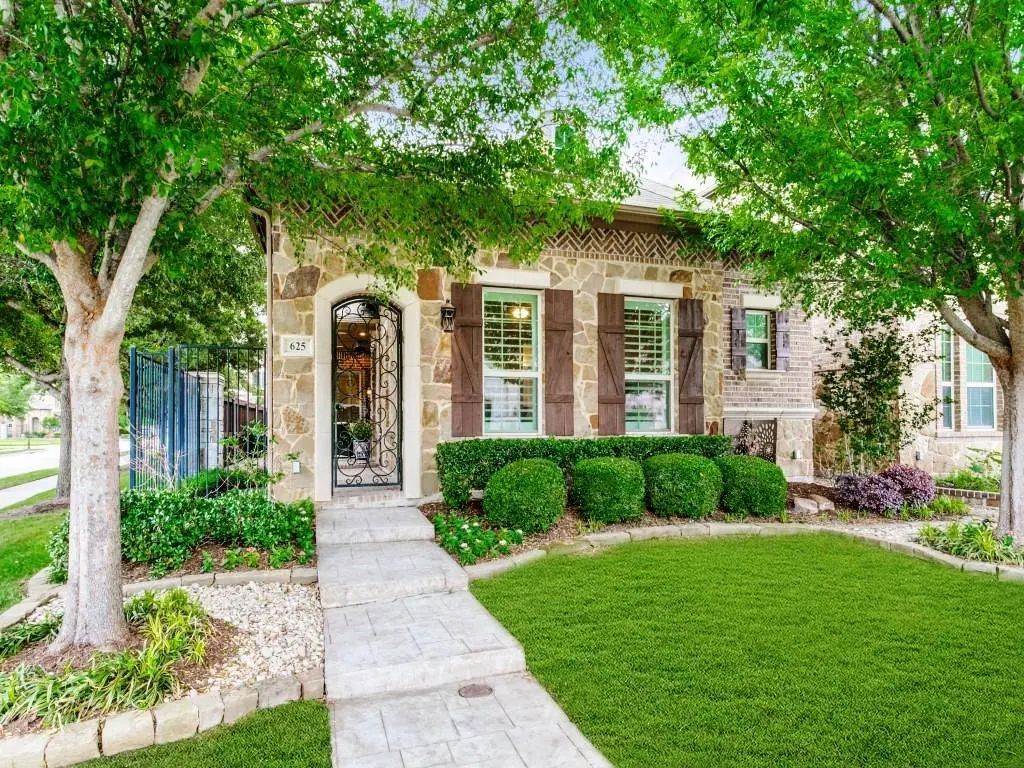 625 Canterbury Court, Coppell