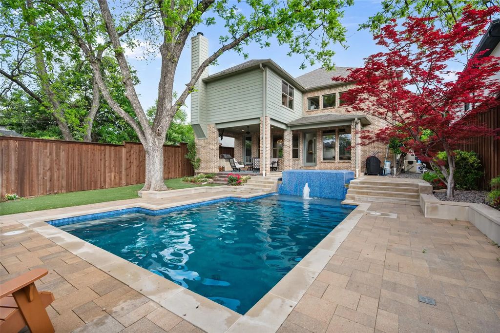 6162 Llano Avenue, Dallas