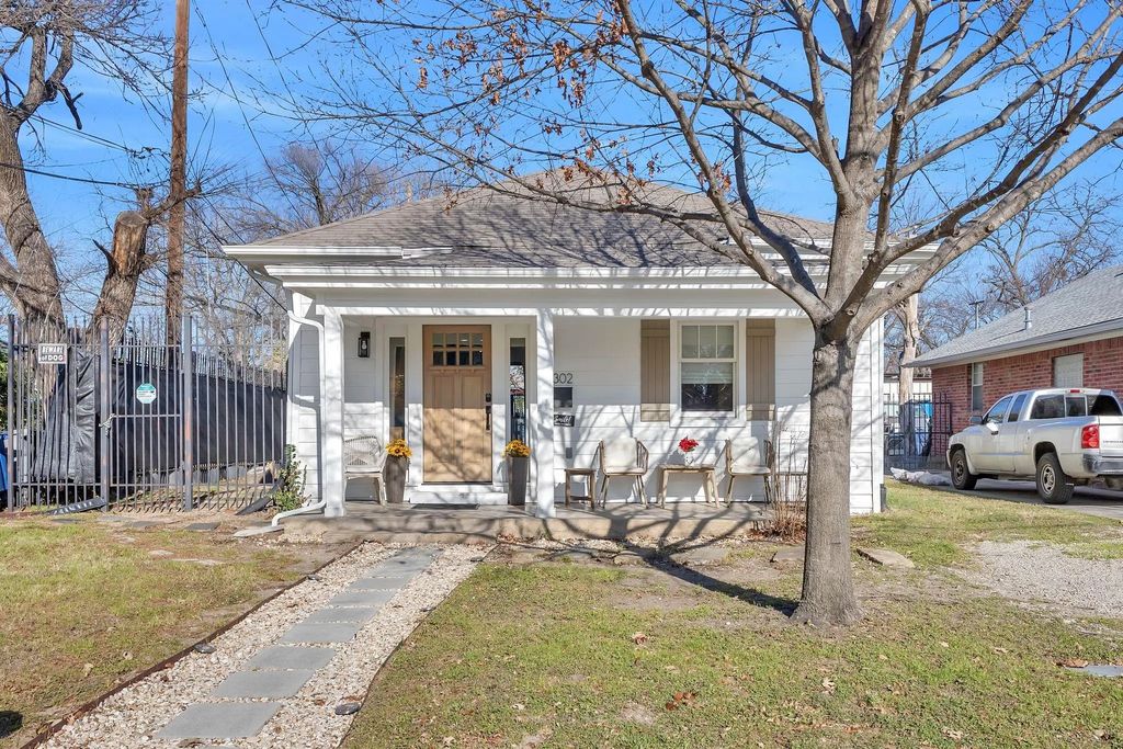 302 S Saint Mary Avenue, Dallas