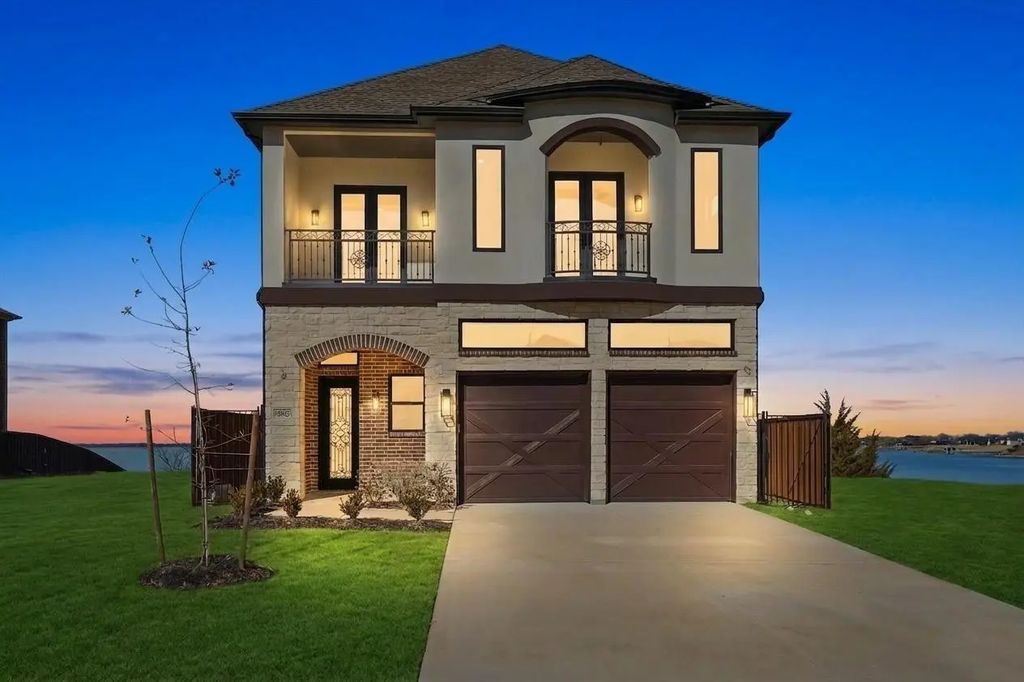 18023 Lake Ray Hubbard Drive, Forney