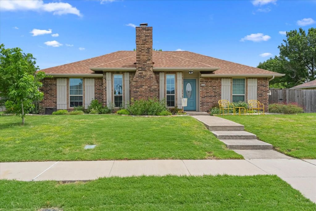 328 Pinyon Lane, Coppell