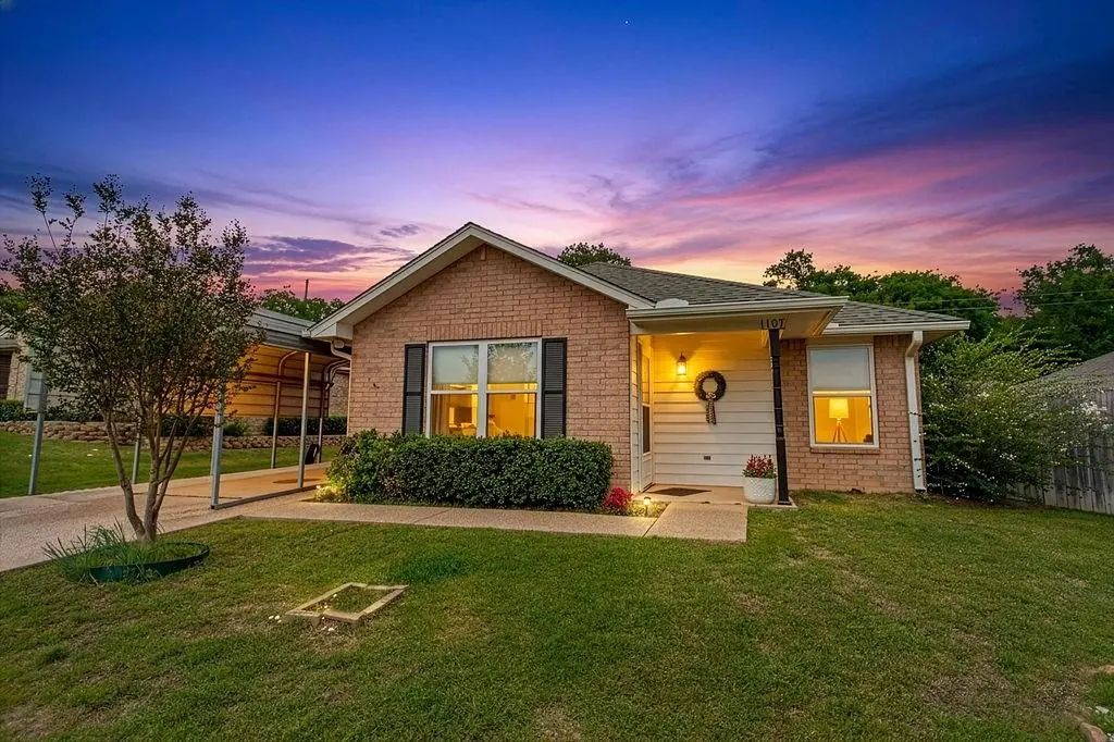 1107 Woodland Park Drive, Lindale