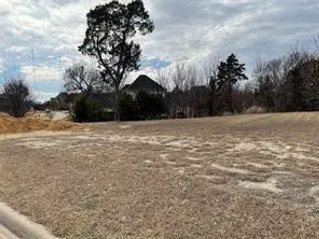 925 Belclaire Circle, Cedar Hill