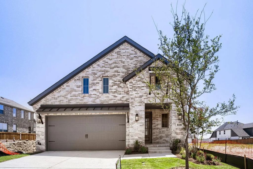 828 Stone Grove Road, Lavon
