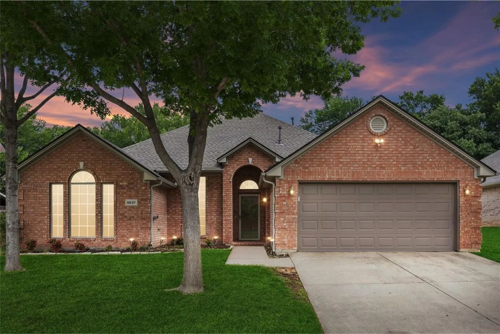 8637 Madison Drive, North Richland Hills