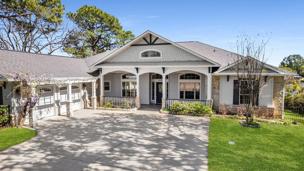 2123 Austins Circle, Tool