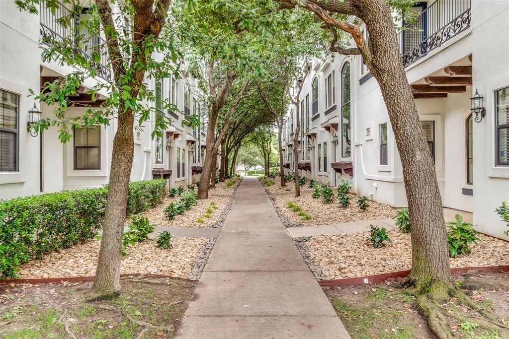 3038 Carmel Street, Dallas