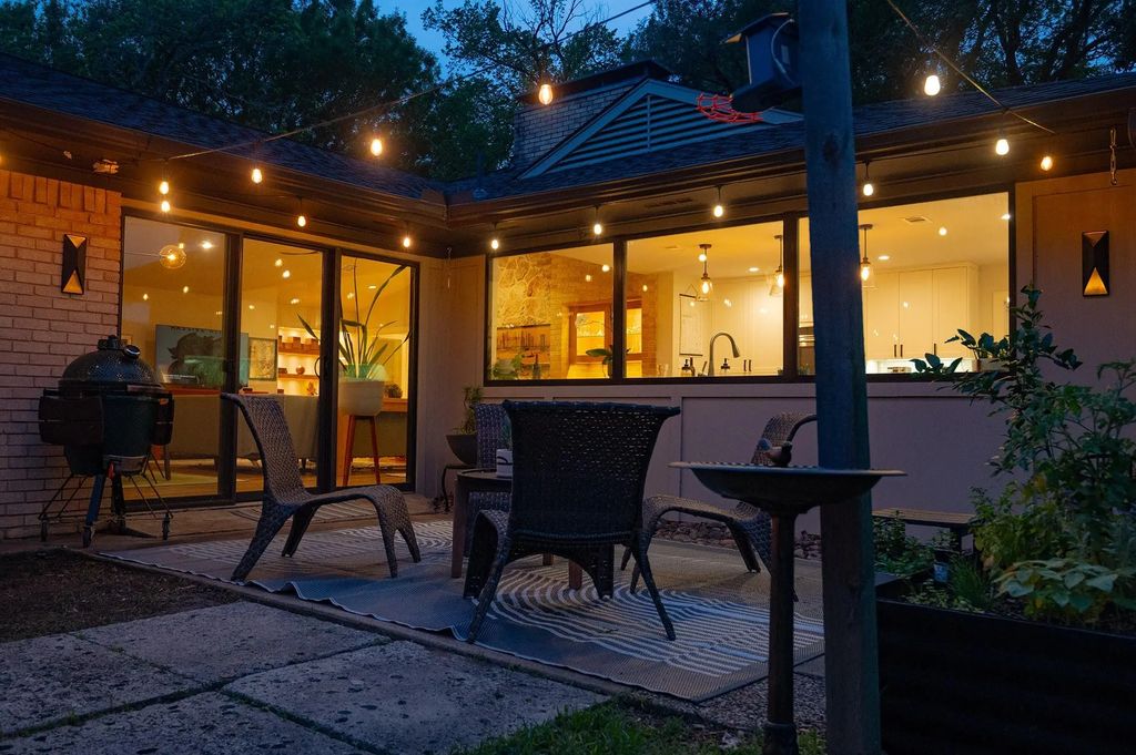 11406 Hillcrest Road, Dallas