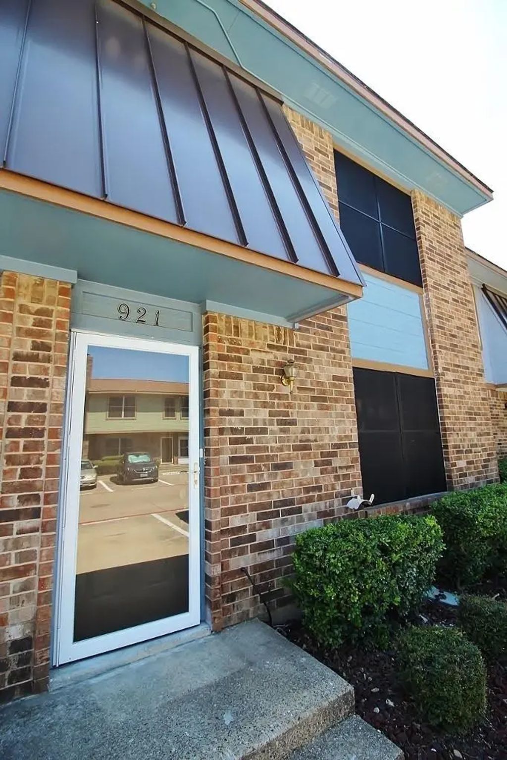 921 Cedar Terrace, Cedar Hill