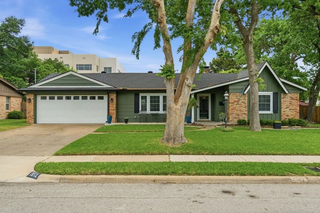 1912 Sunnybrook Drive, Irving