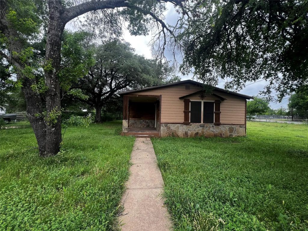 319 Ridgecrest Court, Azle