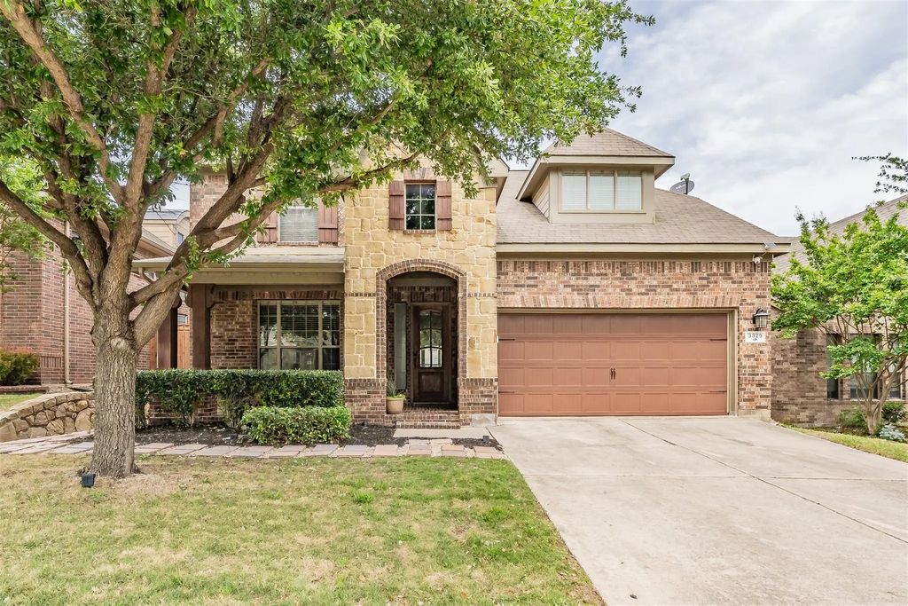 3329 Count Drive, Fort Worth