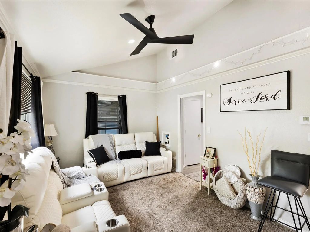 4654 Dilworth Court, Fort Worth