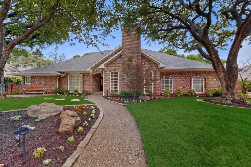 2405 Wing Point Lane, Plano