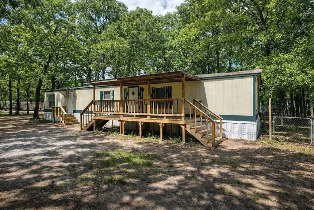 1300 Red Hawk Bay Drive, West Tawakoni