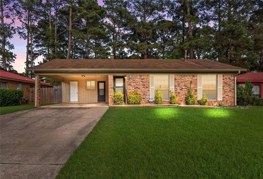 6205 Alameda Drive, Shreveport