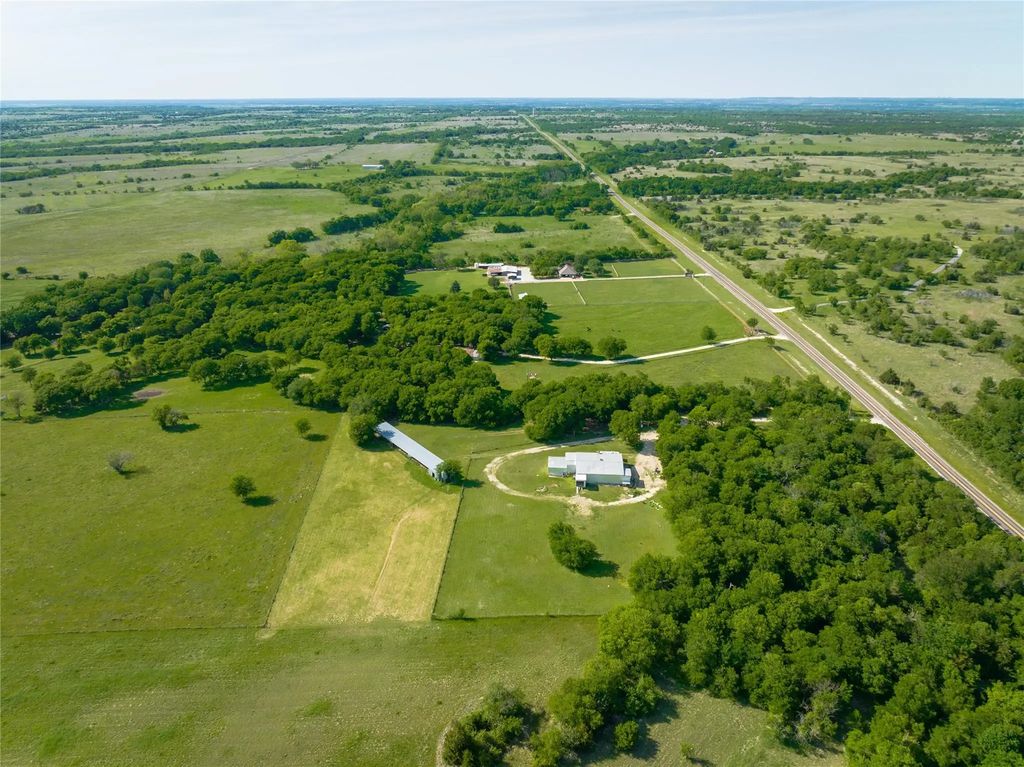 3360 Fm 308, Milford