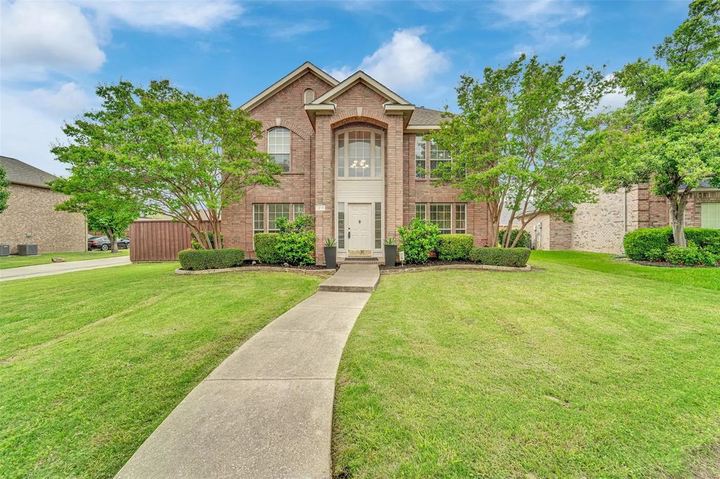 1210 Rooney Lane, Carrollton
