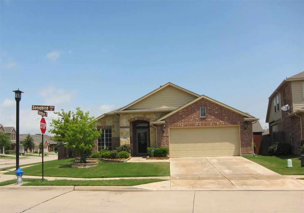 1201 Songbird Drive, Little Elm