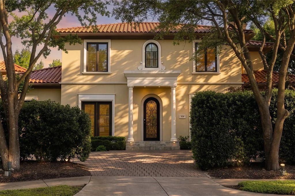 504 Byron Court, Irving