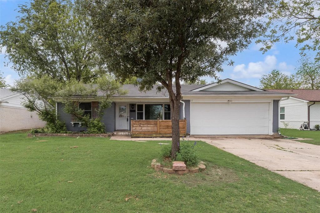 1207 Ridgeway Drive, Richardson