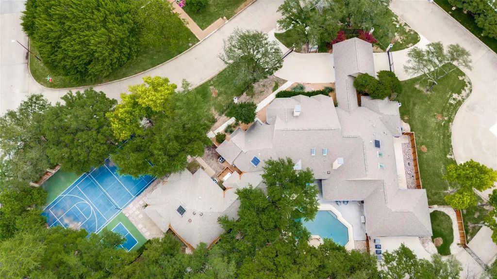 17515 River Hill Drive, Dallas