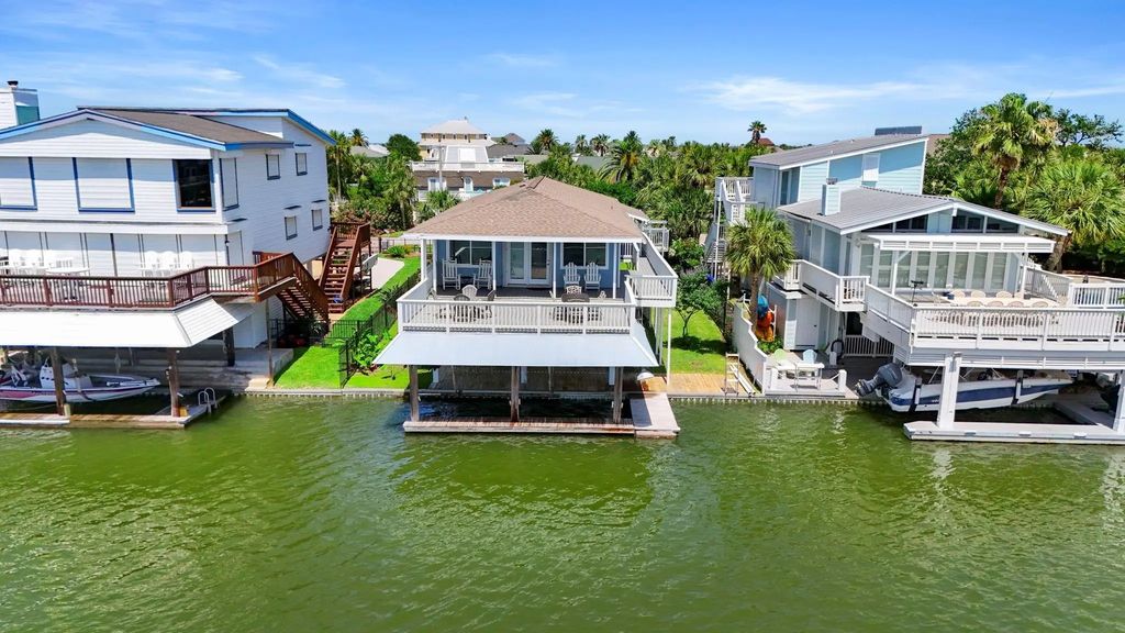 4209 W Bayside Way, Jamaica Beach