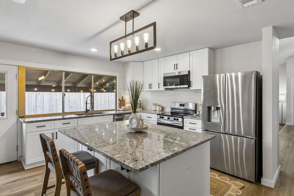 2733 Ripplewood Drive, Garland