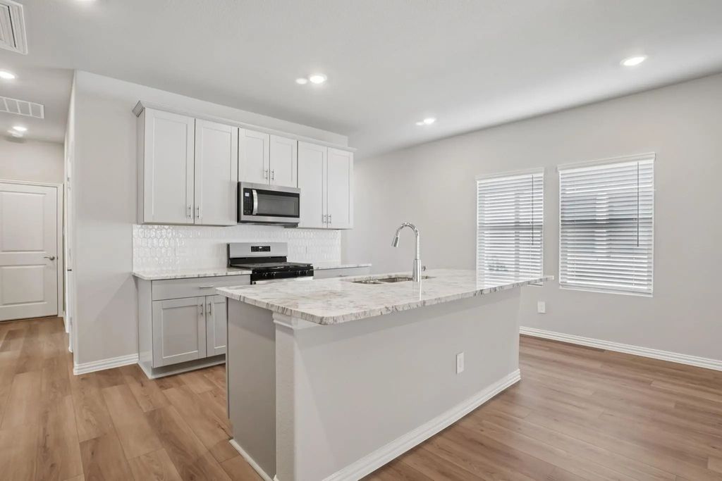 423 Dorothy Drive, Princeton