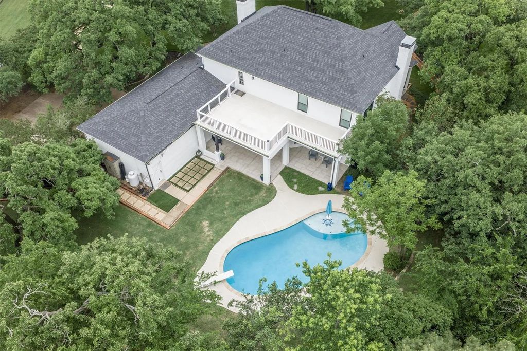 105 High Oak Drive, Double Oak