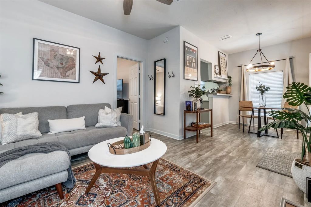 5963 Ross Avenue 103, Dallas