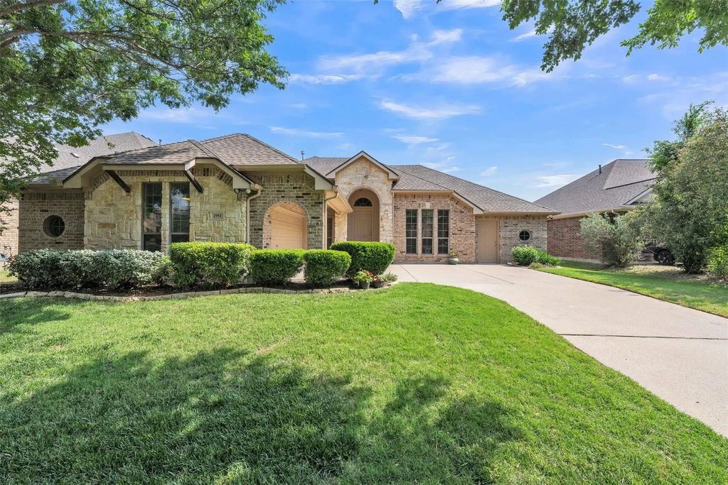 2951 Velero, Grand Prairie