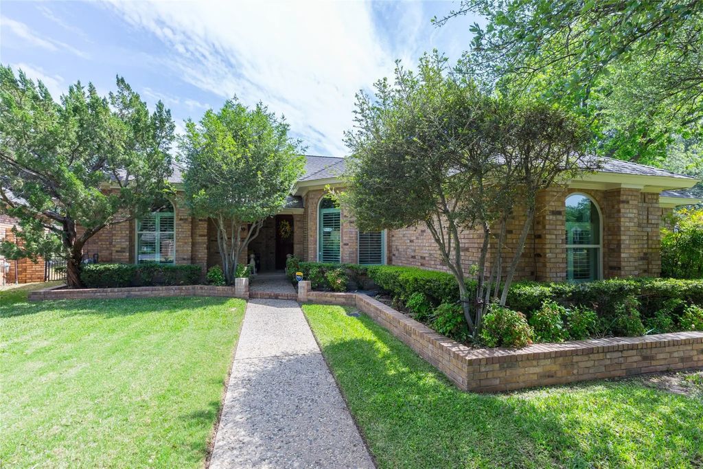 30 Lytle Place Drive, Abilene