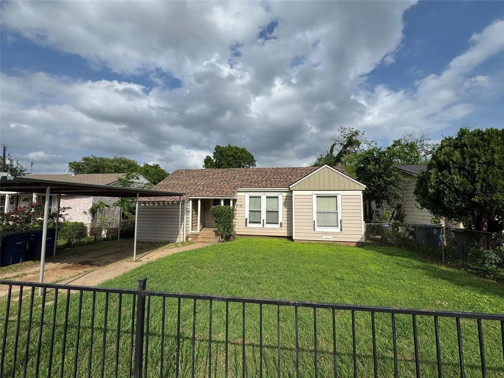 918 N Barnett Avenue, Dallas