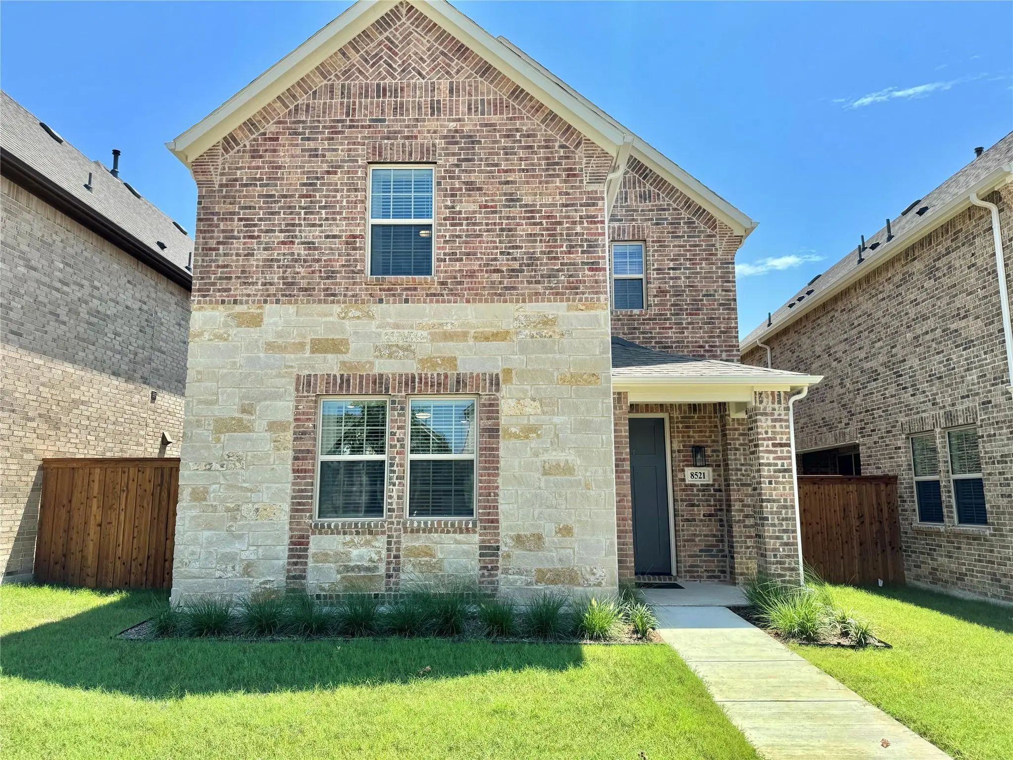 Photo of Listing #21242909