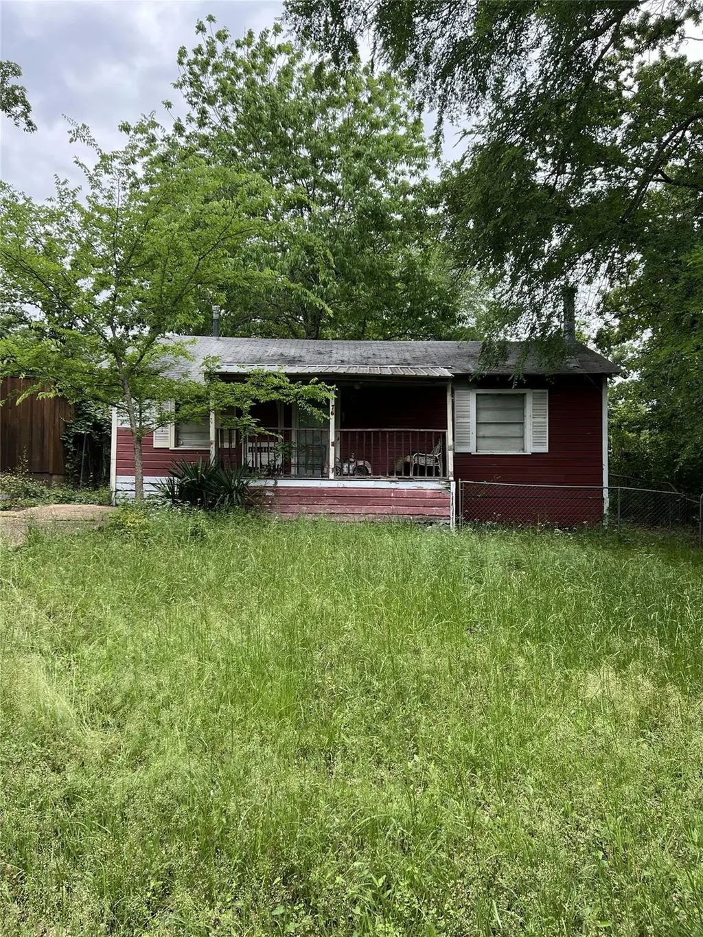 617 Westwind Road, Tool